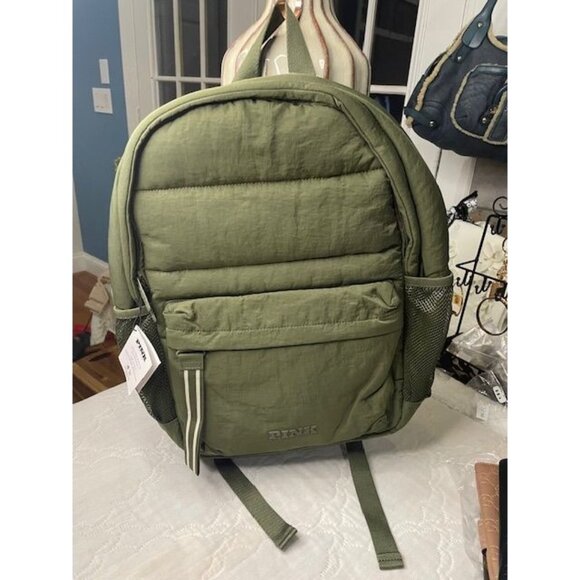 Victoria’s Secret PINK Quilted Puffer Backpack – New with Tags - Picture 1 of 5